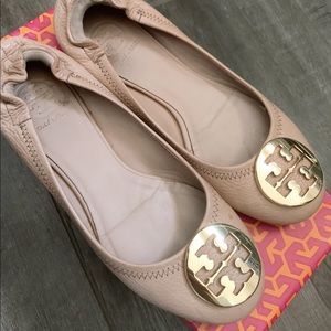 Tory Burch Reva |Tumbled Leather| Color: Pale Nude
